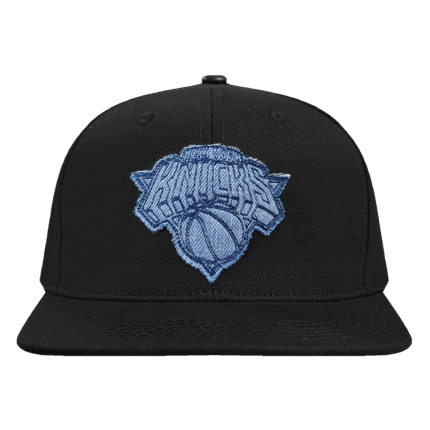 NBA NEW YORK KNICKS VARSITY BLUES WOOL SNAPBACK HAT (BLACK)